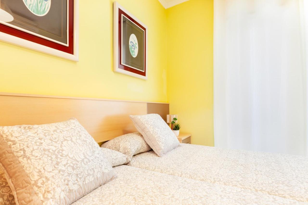 Click&Flat Fira Gran Via Apartment L'Hospitalet de Llobregat Exterior photo